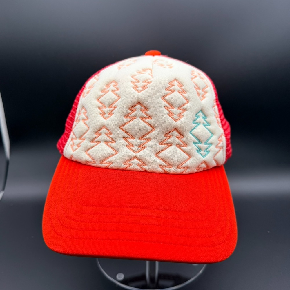 The North Face Trucker Cap Womens One Size Red Cream Mesh Pine Tree Snapback Hat - Picture 2 of 11